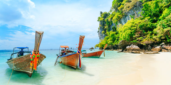 Image Showing three boats parking in the seashore